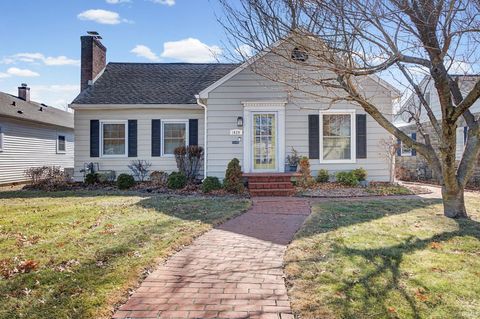 Photo of 1429 Stanforth Avenue, Lafayette, IN 47905 (MLS # 202605212)