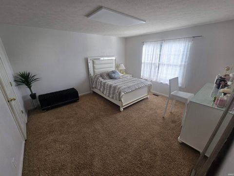 Tiny photo for 5604 Lux Boulevard, Lafayette, IN 47905 (MLS # 202540227)