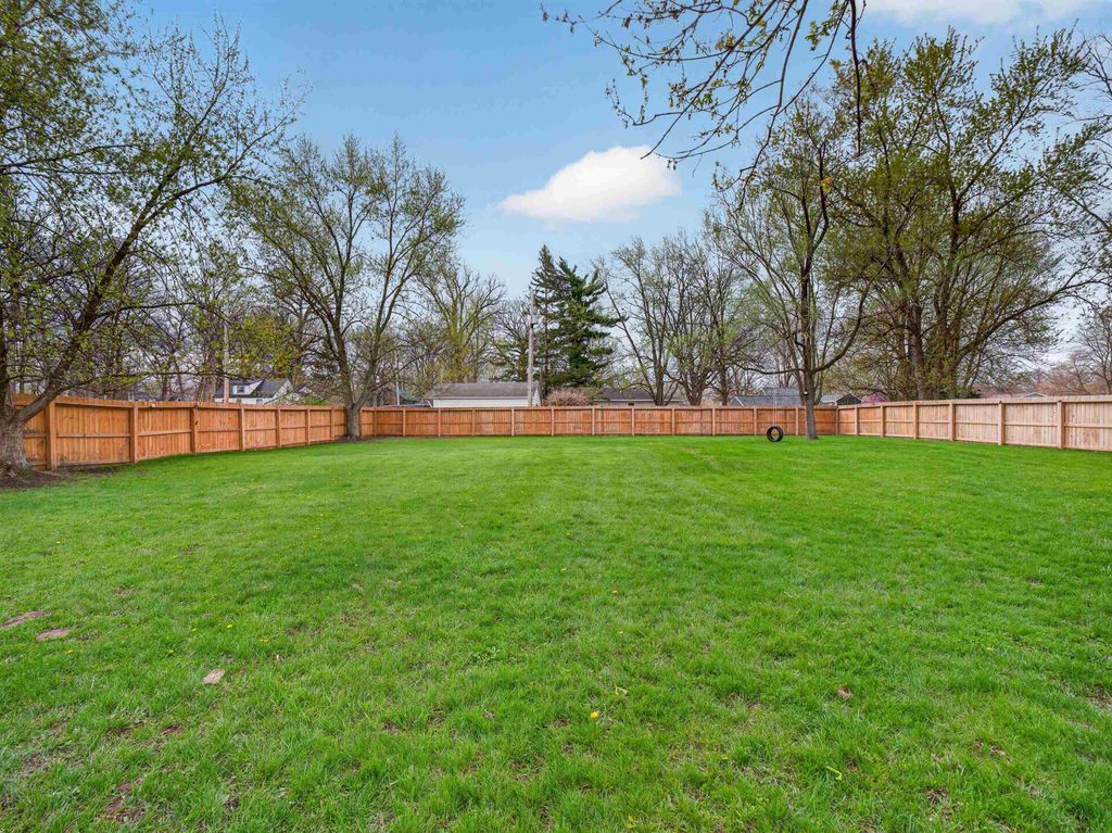 Photo of 1205 MAYFIELD Road, Fort Wayne, IN 46825 (MLS # 202614030)