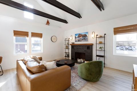 Tiny photo for 5046 N 475 E, Leesburg, IN 46538 (MLS # 202600693)