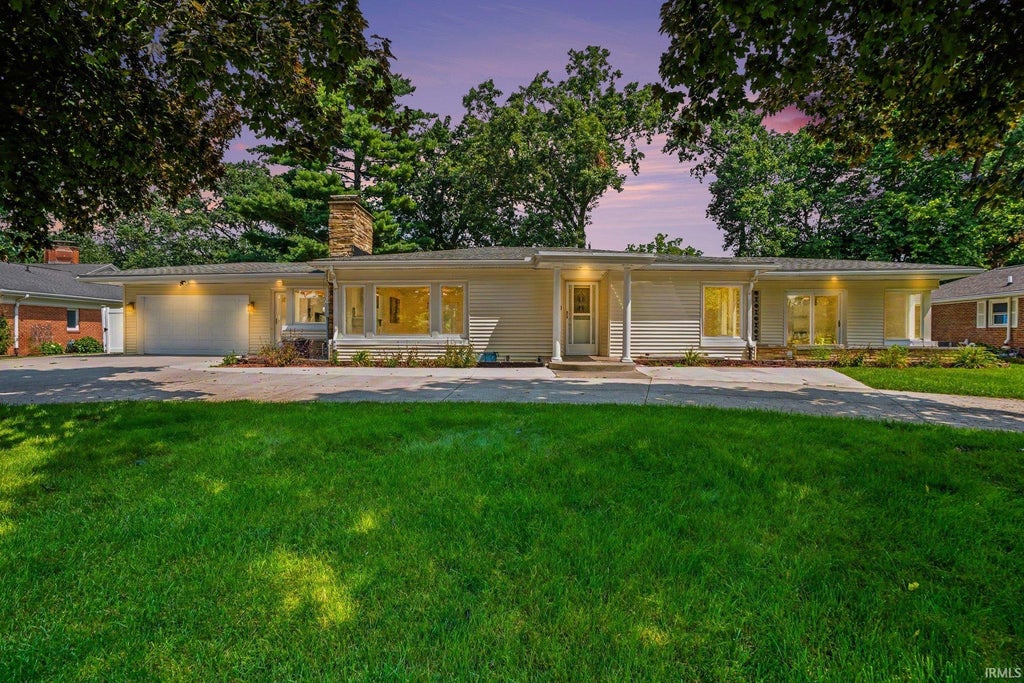 Photo of 2030 Greenleaf Boulevard, Elkhart, IN 46514 (MLS # 202632350)