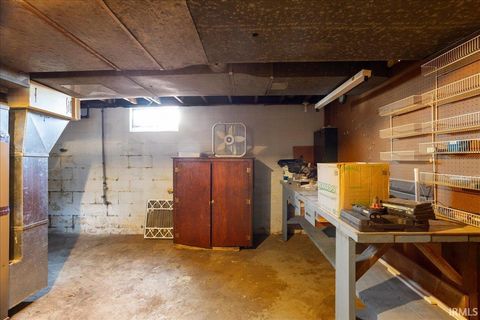 Tiny photo for 2127 Perrine Street, Lafayette, IN 47904 (MLS # 202545945)