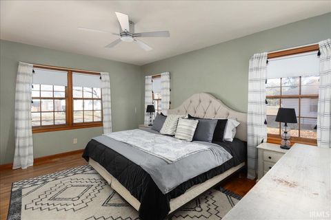 Tiny photo for 2127 Perrine Street, Lafayette, IN 47904 (MLS # 202545945)