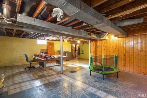 Tiny photo for 2127 Perrine Street, Lafayette, IN 47904 (MLS # 202545945)