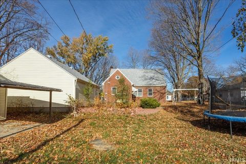 Tiny photo for 2127 Perrine Street, Lafayette, IN 47904 (MLS # 202545945)