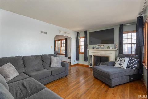 Tiny photo for 2127 Perrine Street, Lafayette, IN 47904 (MLS # 202545945)