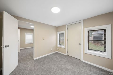 Tiny photo for 112 S 28th Street, Lafayette, IN 47904 (MLS # 202607599)