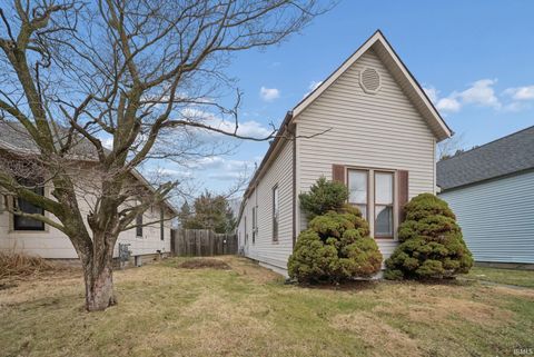 Tiny photo for 112 S 28th Street, Lafayette, IN 47904 (MLS # 202607599)