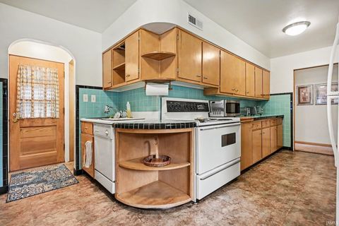 Tiny photo for 222 W Michigan Street, New Carlisle, IN 46552 (MLS # 202624688)