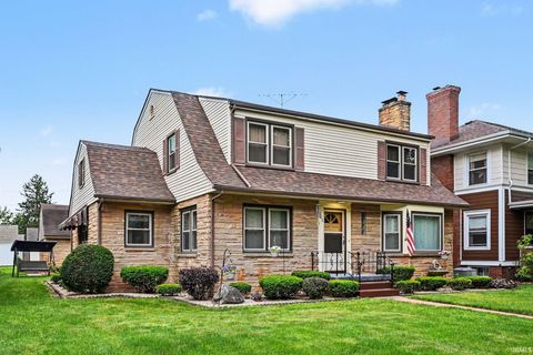 Tiny photo for 222 W Michigan Street, New Carlisle, IN 46552 (MLS # 202624688)