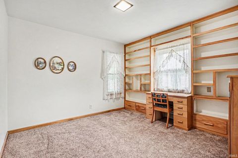 Tiny photo for 222 W Michigan Street, New Carlisle, IN 46552 (MLS # 202624688)