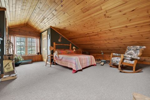 Tiny photo for 999 N 300 E, Logansport, IN 46947 (MLS # 202611634)