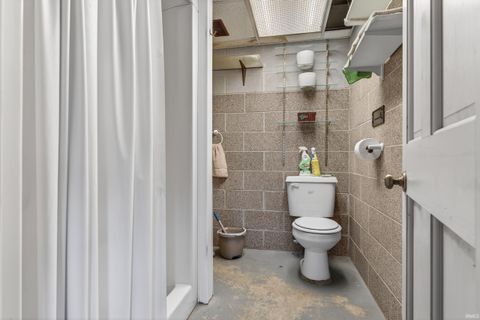 Tiny photo for 999 N 300 E, Logansport, IN 46947 (MLS # 202611634)