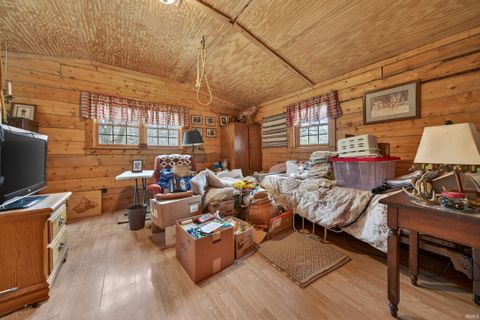 Tiny photo for 999 N 300 E, Logansport, IN 46947 (MLS # 202611634)