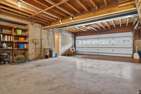 Tiny photo for 999 N 300 E, Logansport, IN 46947 (MLS # 202611634)