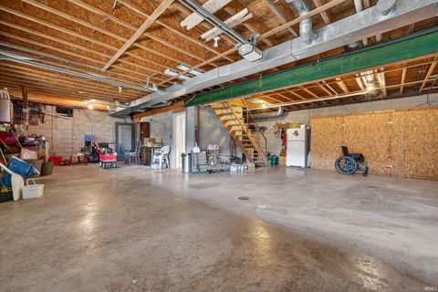 Tiny photo for 999 N 300 E, Logansport, IN 46947 (MLS # 202611634)