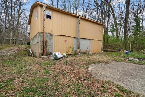 Tiny photo for 999 N 300 E, Logansport, IN 46947 (MLS # 202611634)