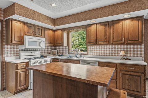 Tiny photo for 5615 Albany Court, Fort Wayne, IN 46835 (MLS # 202618729)