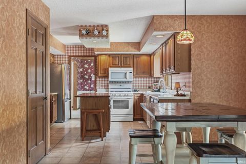Tiny photo for 5615 Albany Court, Fort Wayne, IN 46835 (MLS # 202618729)