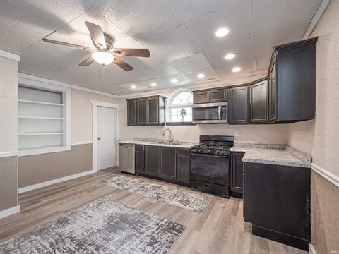 Tiny photo for 222 E Missouri Street, Evansville, IN 47711 (MLS # 202612507)