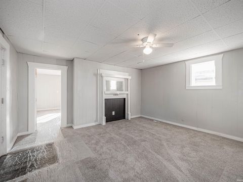 Tiny photo for 222 E Missouri Street, Evansville, IN 47711 (MLS # 202612507)