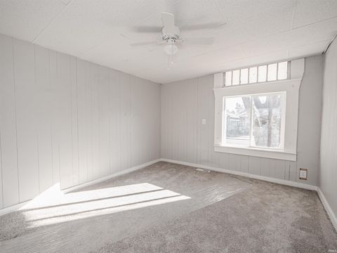 Tiny photo for 222 E Missouri Street, Evansville, IN 47711 (MLS # 202612507)