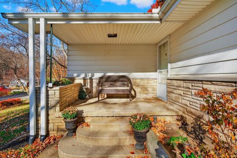 Tiny photo for 1004 Timbercrest Drive, Logansport, IN 46947 (MLS # 202545119)