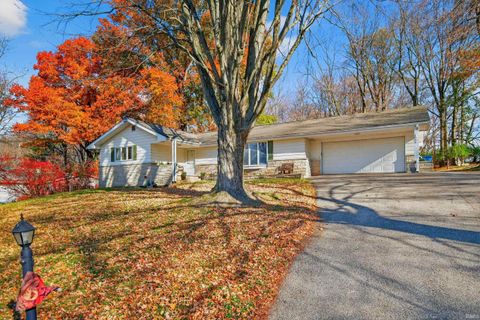 Tiny photo for 1004 Timbercrest Drive, Logansport, IN 46947 (MLS # 202545119)