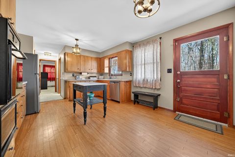 Tiny photo for 1004 Timbercrest Drive, Logansport, IN 46947 (MLS # 202545119)