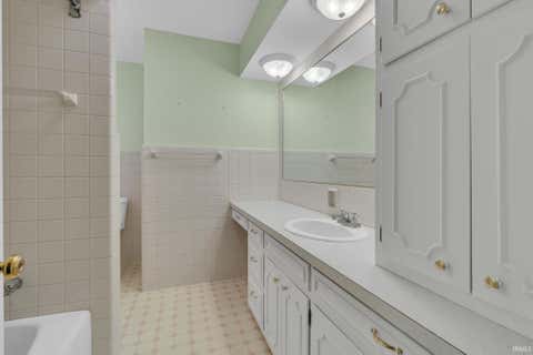 Tiny photo for 9 Elvernan Drive, West Lafayette, IN 47906 (MLS # 202619699)