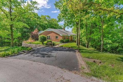 Tiny photo for 9 Elvernan Drive, West Lafayette, IN 47906 (MLS # 202619699)