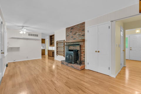 Tiny photo for 9 Elvernan Drive, West Lafayette, IN 47906 (MLS # 202619699)