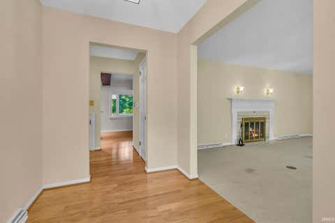 Tiny photo for 9 Elvernan Drive, West Lafayette, IN 47906 (MLS # 202619699)