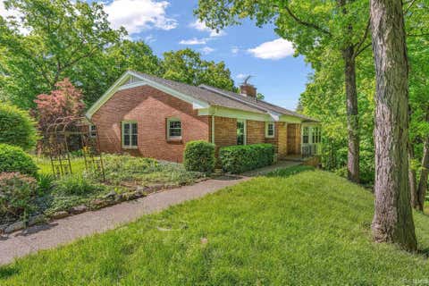 Tiny photo for 9 Elvernan Drive, West Lafayette, IN 47906 (MLS # 202619699)