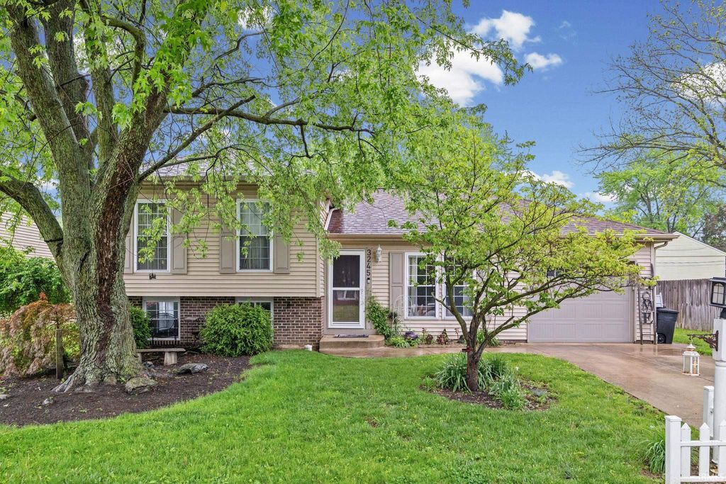 Photo of 3245 Commanche Trail, Lafayette, IN 47909 (MLS # 202615308)