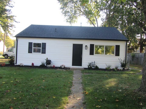 Photo of 162 Joyce Court, Elkhart, IN 46516 (MLS # 202643842)