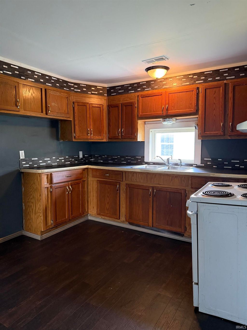 Photo of 615 Mercer Avenue, Goshen, IN 46528 (MLS # 202543667)