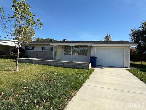 Photo of 210 Shawnee Drive, Bedford, IN 47421 (MLS # 202545017)