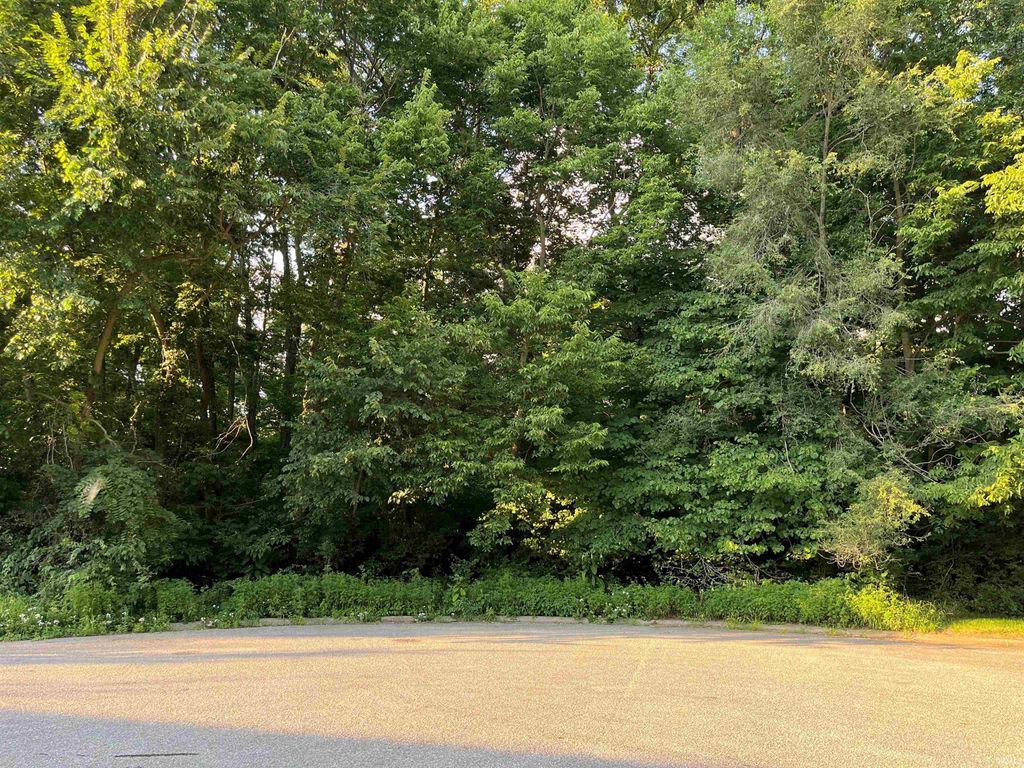 Photo of Lot 34 Auburn Estates, Elkhart, IN 46516 (MLS # 202610792)