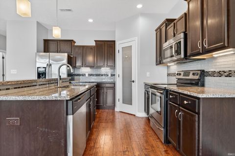 Tiny photo for 3645 MEADOW VIEW Drive, Kokomo, IN 46902 (MLS # 202542593)