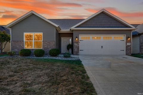 Photo of 3645 MEADOW VIEW Drive, Kokomo, IN 46902 (MLS # 202542593)
