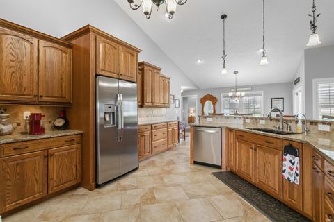 Tiny photo for 12648 W 00 NS, Russiaville, IN 46979 (MLS # 202611961)