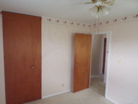 Tiny photo for 867 E 350 S, Logansport, IN 46947 (MLS # 202642258)