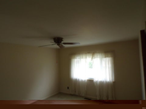 Tiny photo for 867 E 350 S, Logansport, IN 46947 (MLS # 202642258)