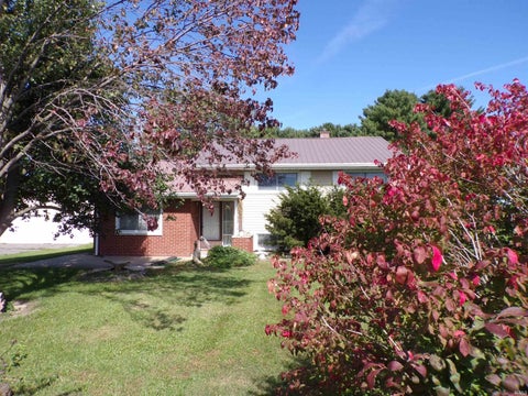 Photo of 867 E 350 S, Logansport, IN 46947 (MLS # 202642258)