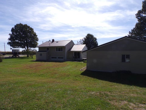 Tiny photo for 867 E 350 S, Logansport, IN 46947 (MLS # 202642258)