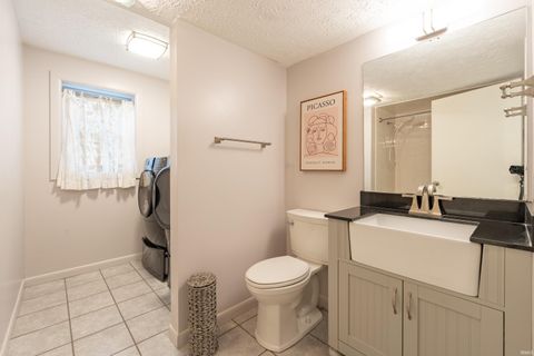 Tiny photo for 915 N Plymouth Court, Bloomington, IN 47408 (MLS # 202609850)