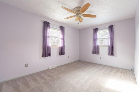 Tiny photo for 915 N Plymouth Court, Bloomington, IN 47408 (MLS # 202609850)