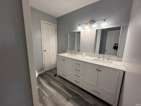 Tiny photo for 9507 N 650 West Road, Royal Center, IN 46978 (MLS # 202616307)