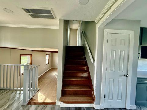 Tiny photo for 9507 N 650 West Road, Royal Center, IN 46978 (MLS # 202616307)